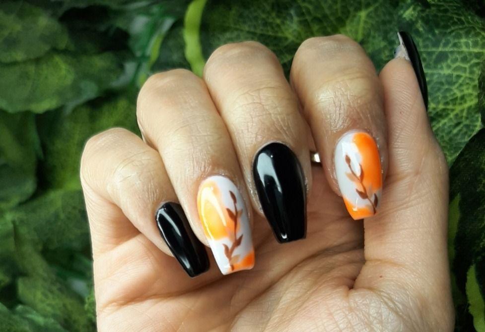 کاشت ناخن حرفه ای