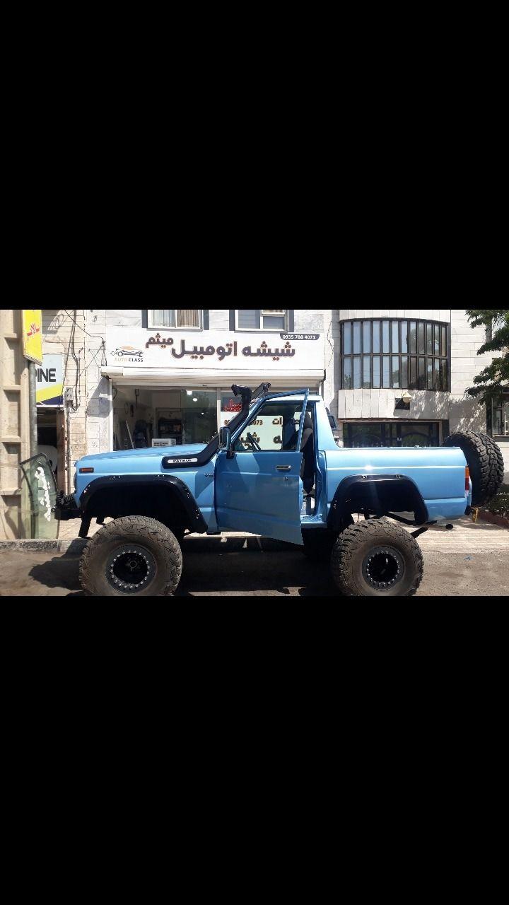 شیشه اتومبیل طلایی(میثم)