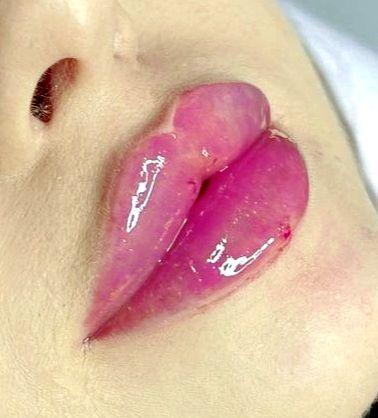 کلینیک پوست،مو ،زیبایی و جراحی راد