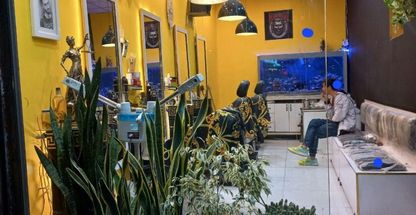 پیرایش مدرن خدمات تخصصی داماد رنگ مو فر