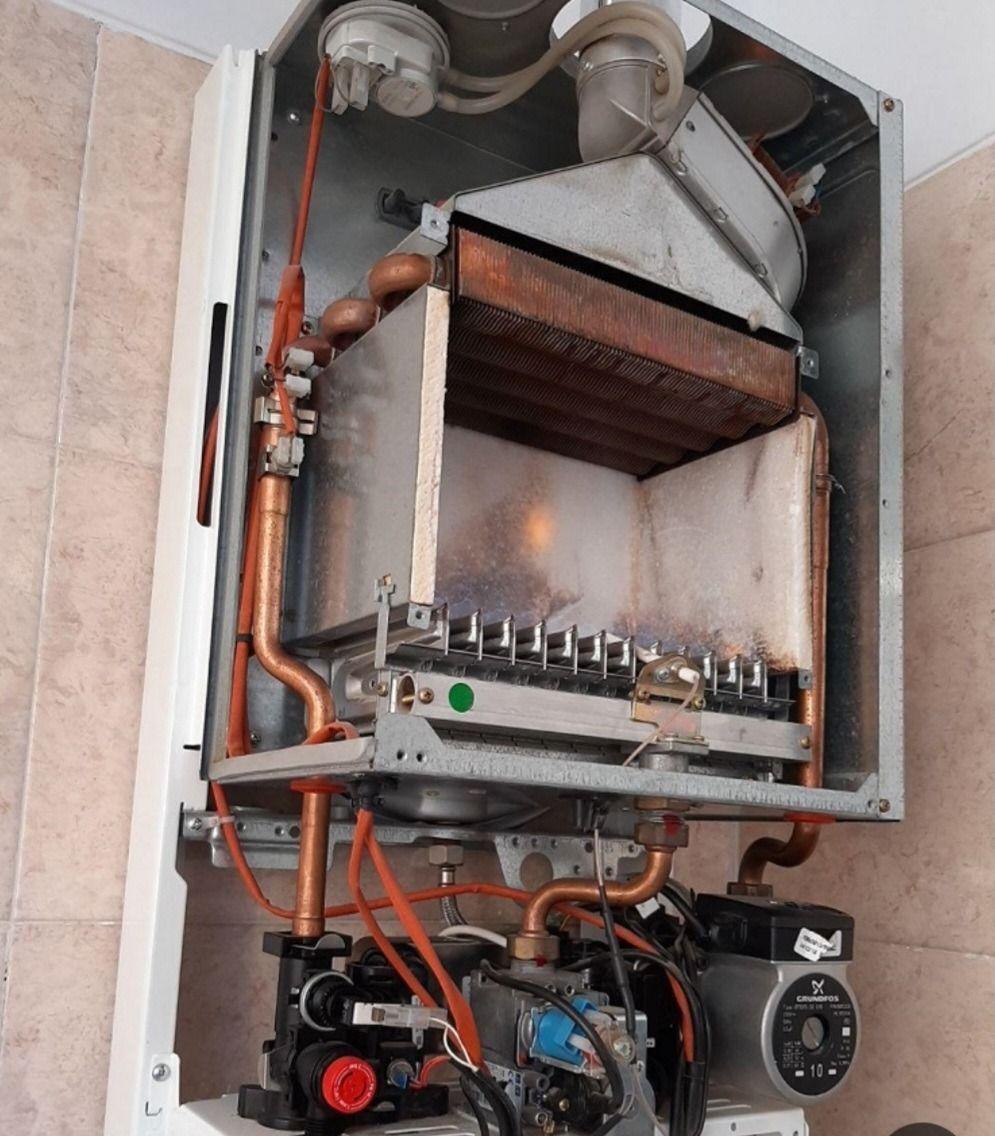 تعمیرات پکیج و آبگرمکن دیواری در محل