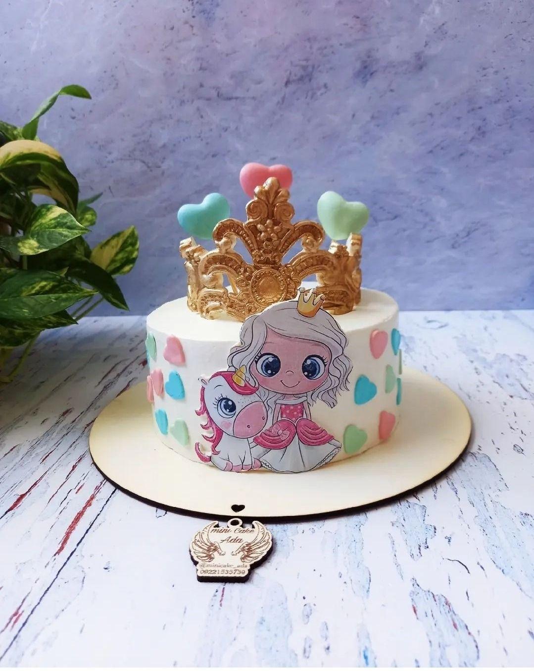 کیک تولد آدا