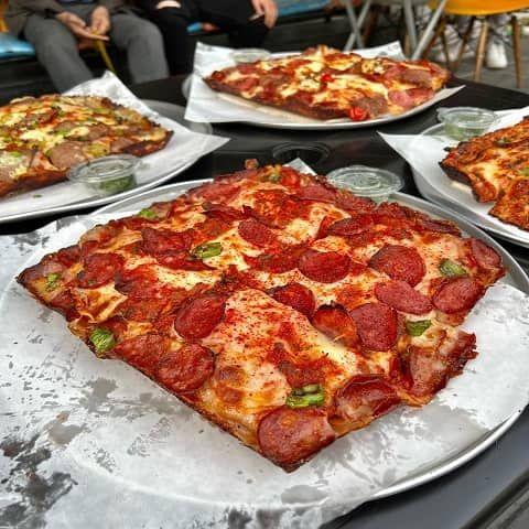 پیتزاتنوری مستر