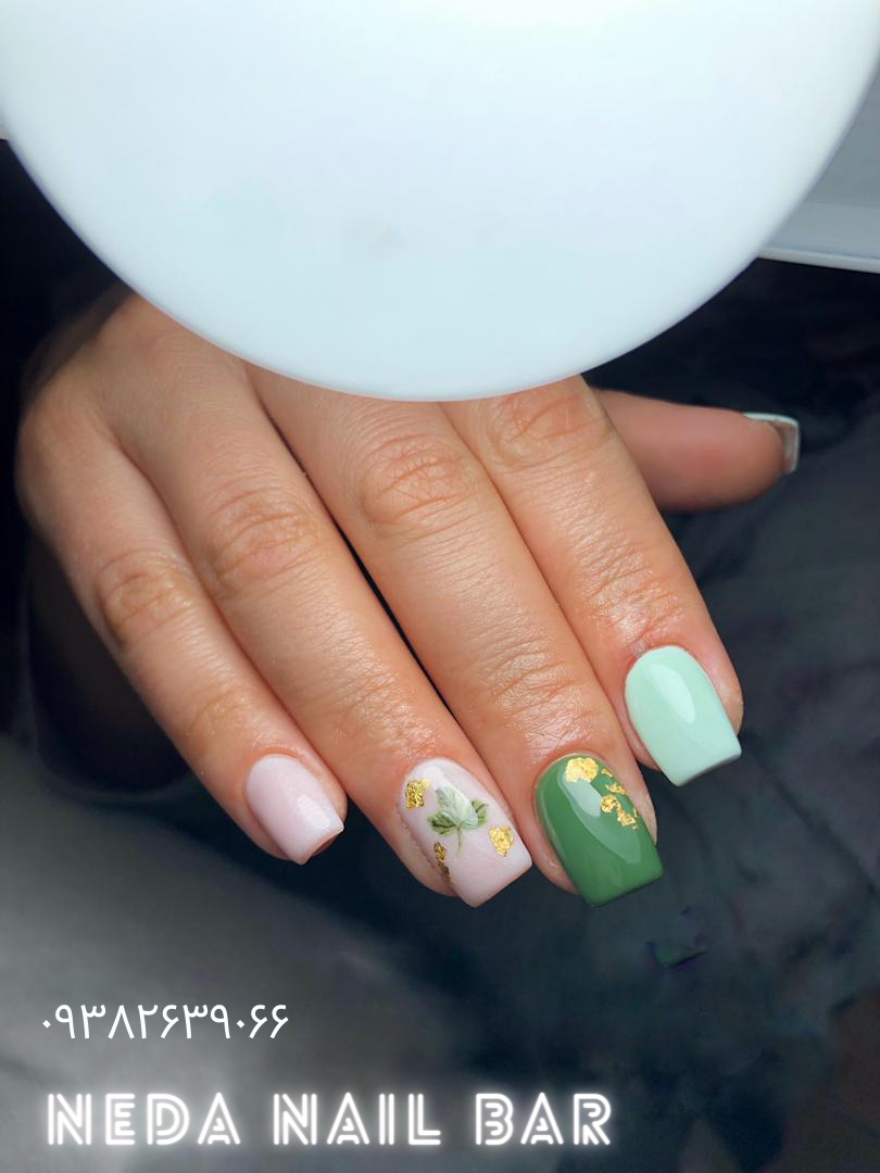 سالن کاشت ناخن ندا